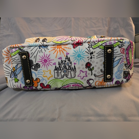 🎡 Disney Sketch Backpack by Dooney & Bourke — Excellent Used Condition - Picture 7 of 10